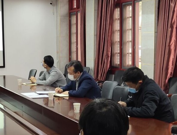 365英国上市集团