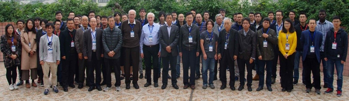 365英国上市集团