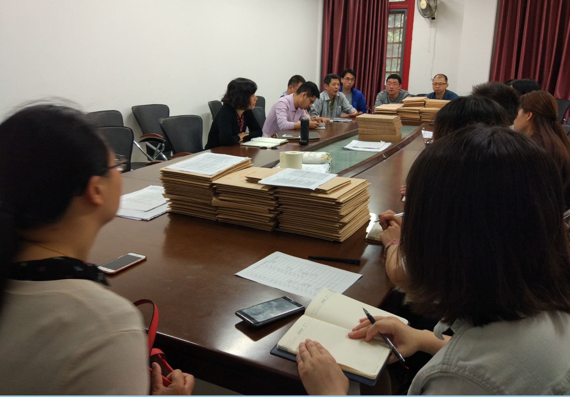 365英国上市集团