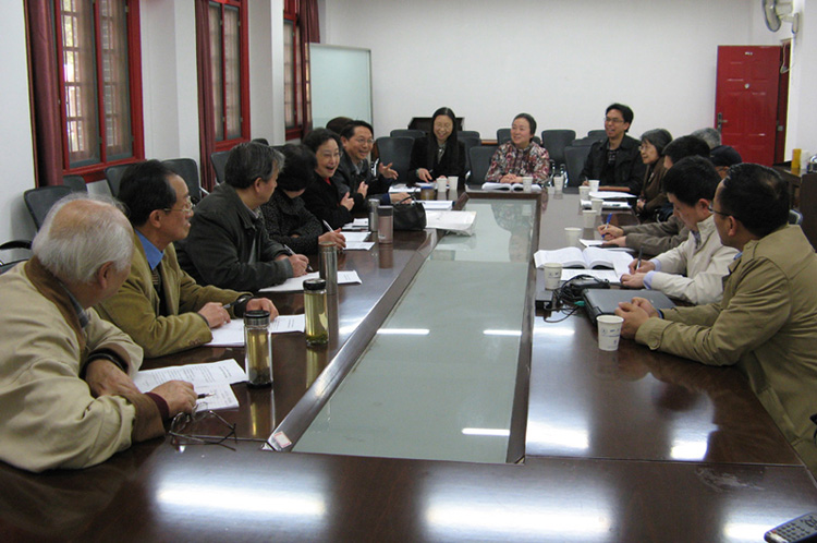 365英国上市集团