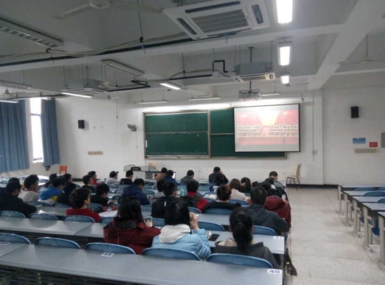 365英国上市集团