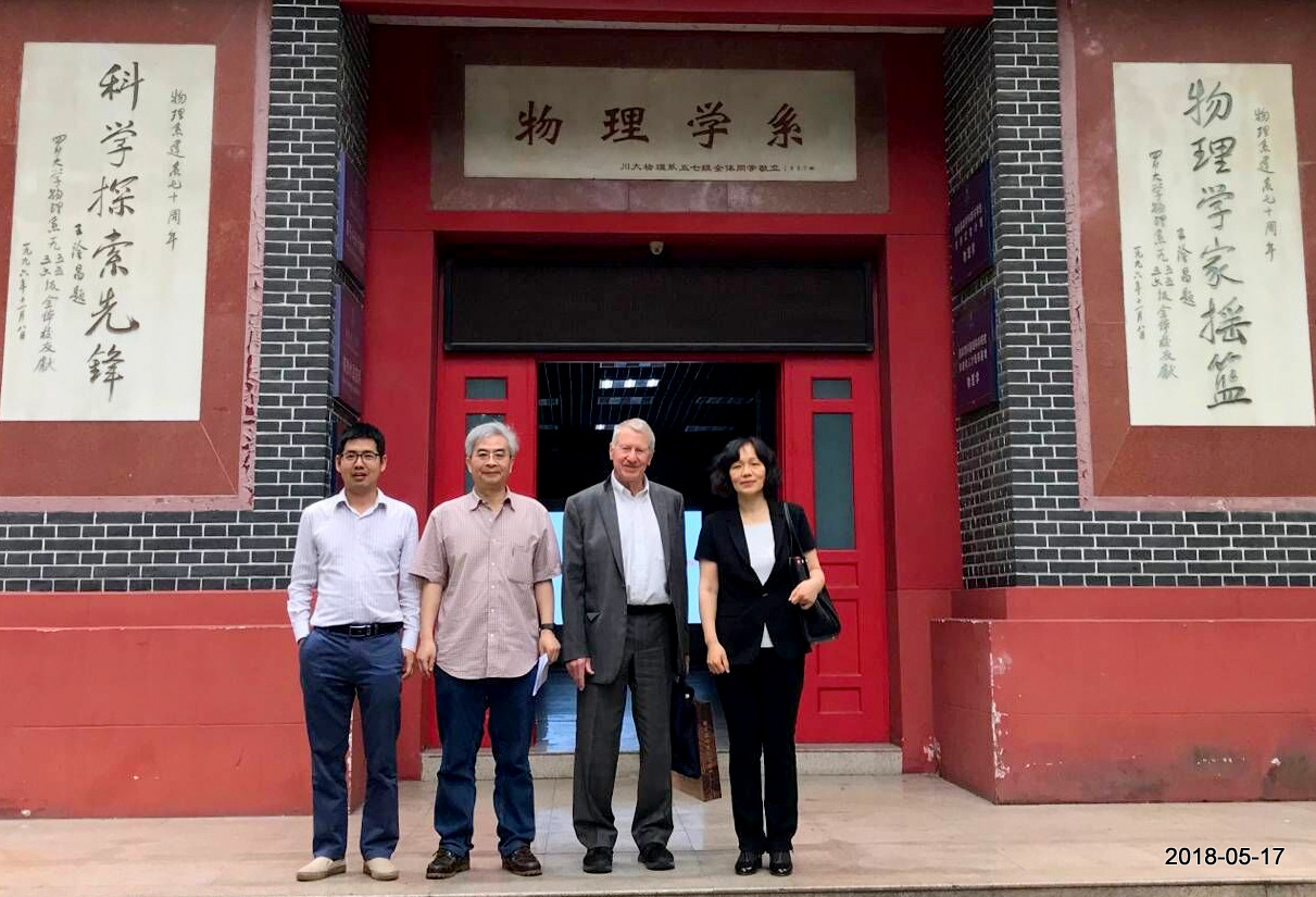 365英国上市集团